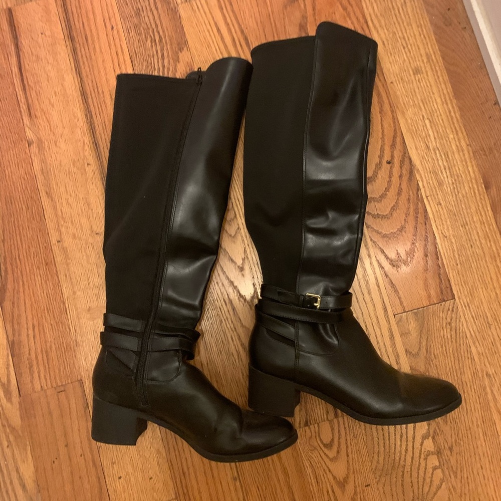 Black riding boot